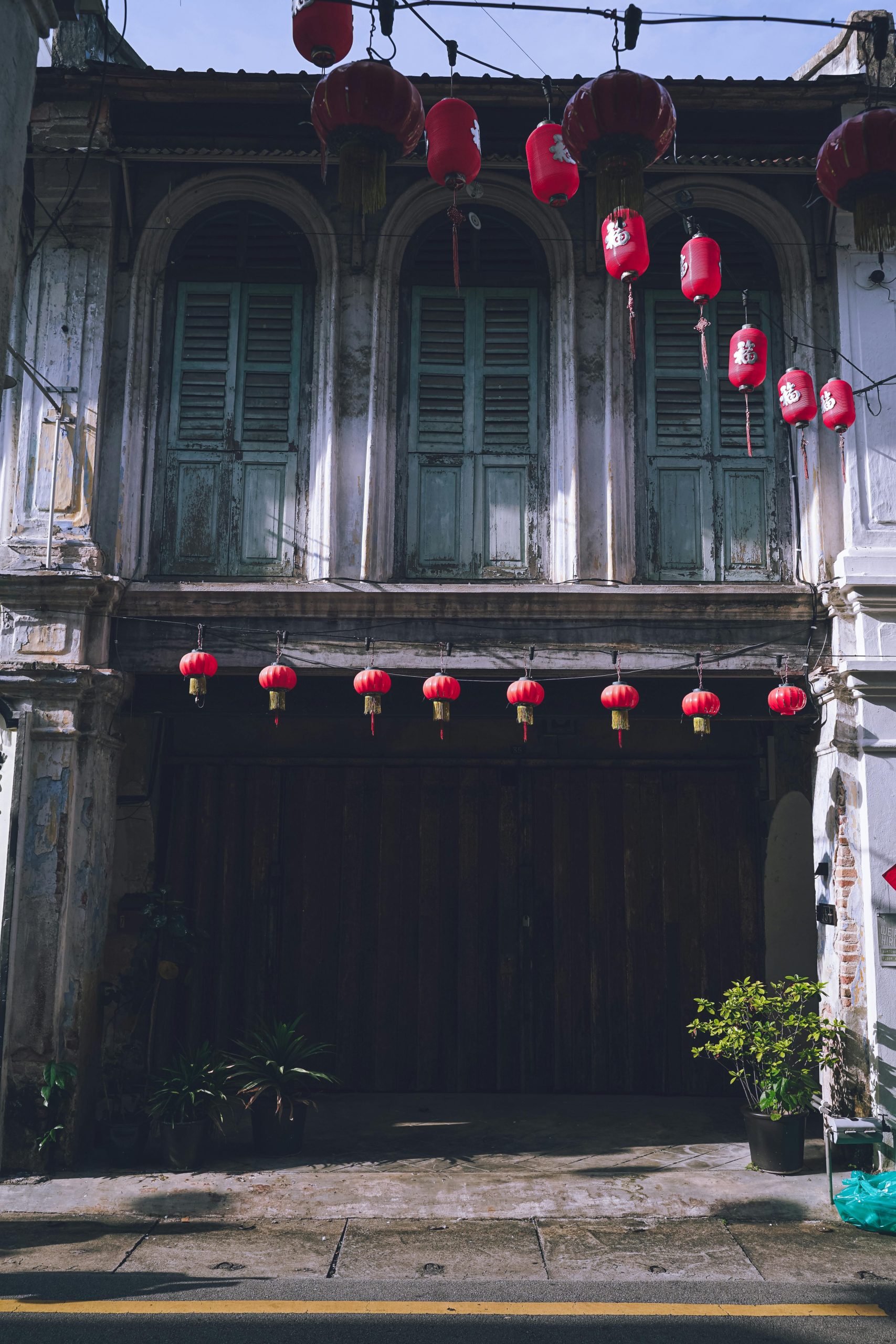 Day 1: Arrival & Old Town Heritage Romance